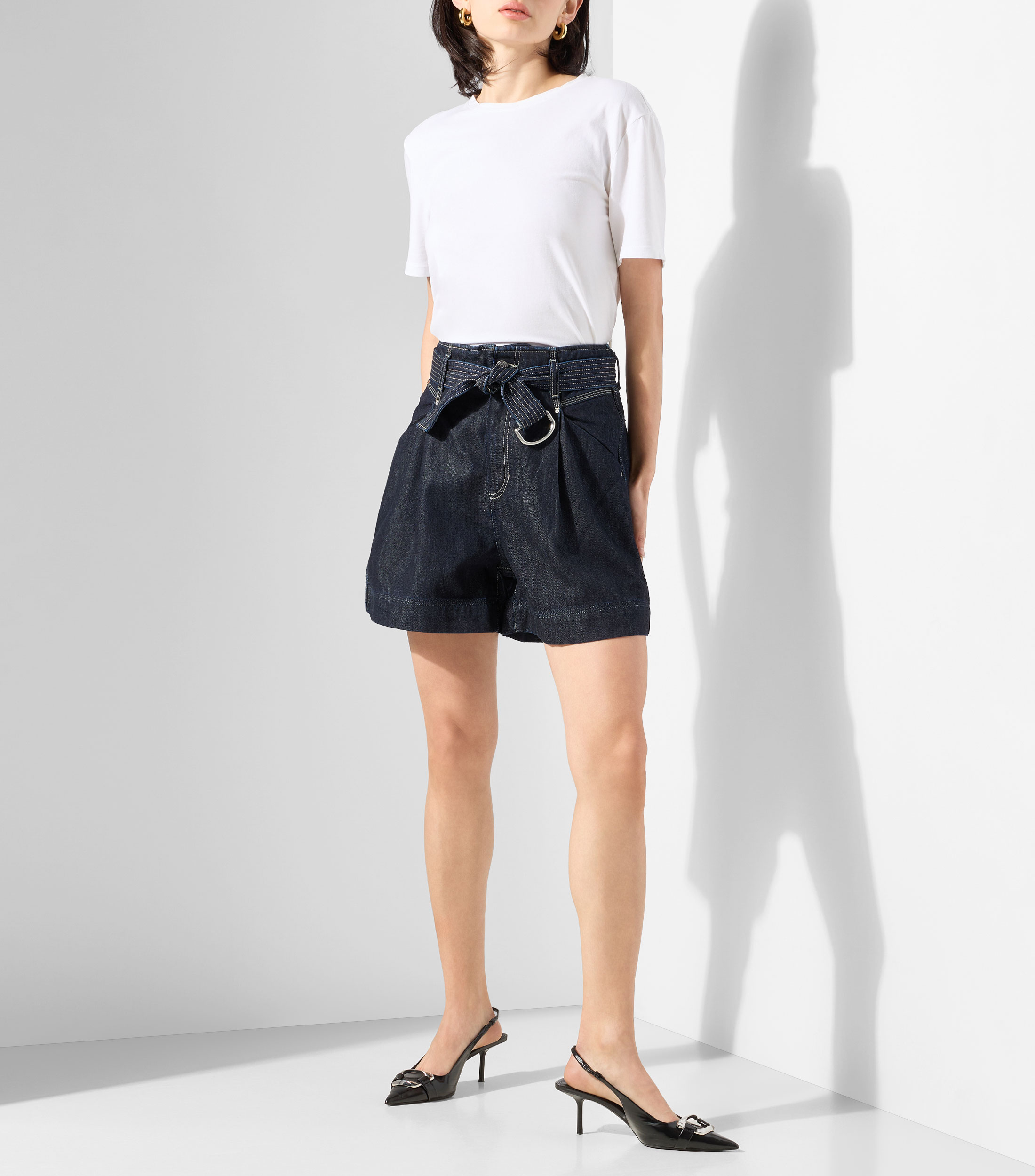 Short liso Mujer